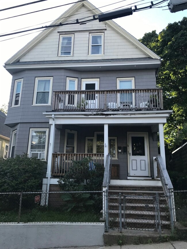 Building Photo - 14 Dow St