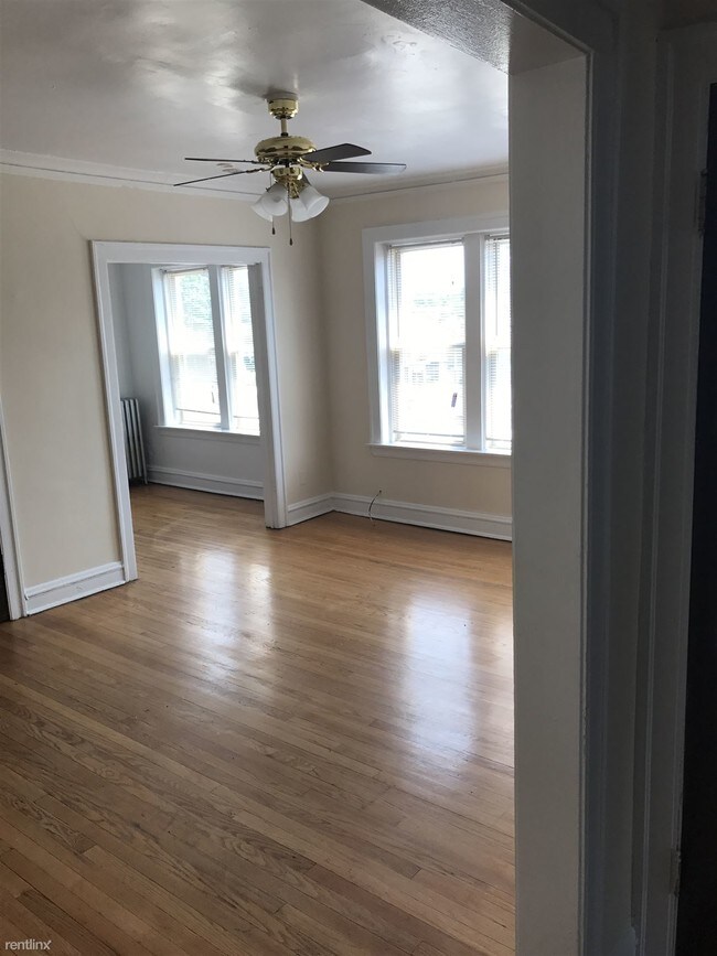 Foto del edificio - 319 E 79th St