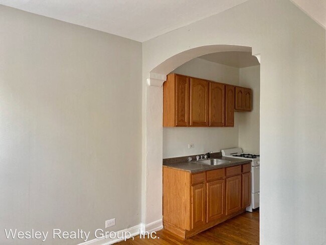 Foto del edificio - 4039-4051 N Laporte Ave