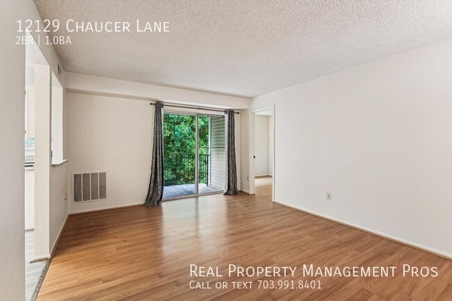 Photo - 12129 Chaucer Ln Apartment