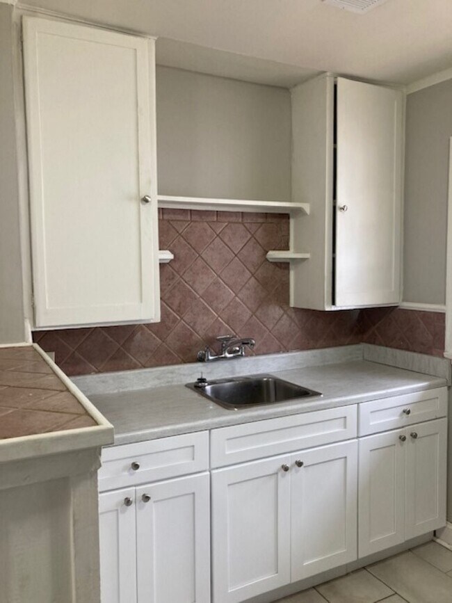 Building Photo - 3766 Carnes Ave