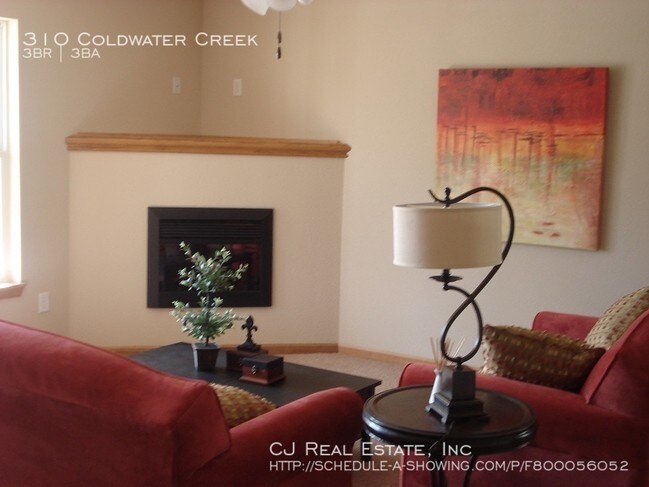 Building Photo - 310 NE Coldwater Creek Dr