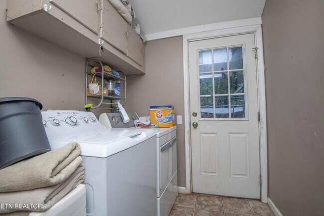 Foto del edificio - 5301 Brazelton Rd NE