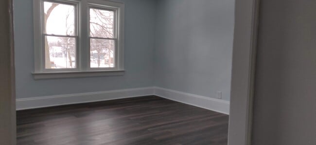 Building Photo - 7728 W Stevenson St