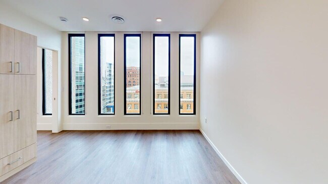 Foto del edificio - Residences at 111