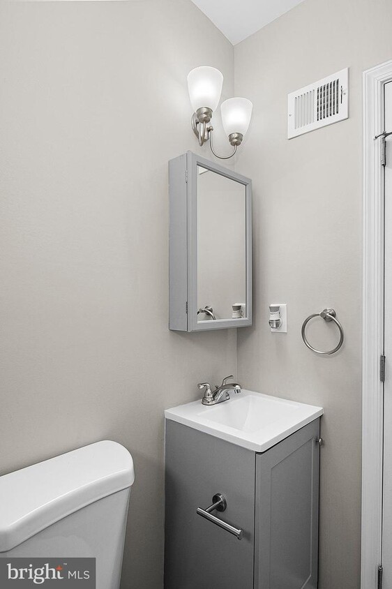 Foto principal - 3909 Fleetwood Ave