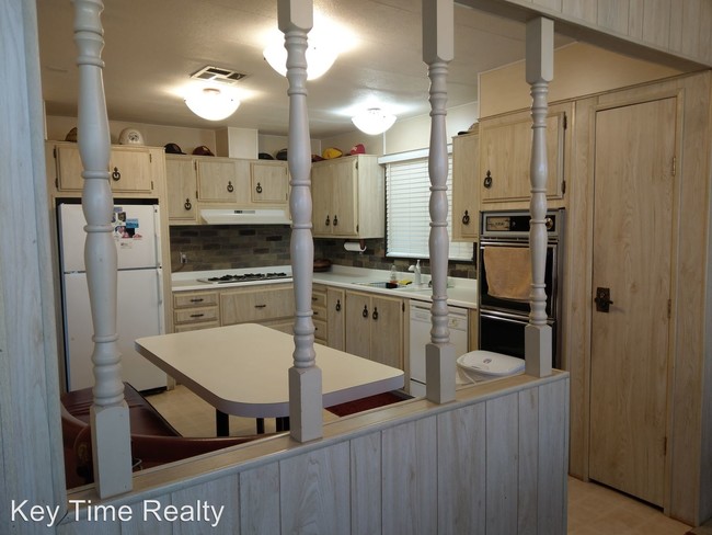 Building Photo - 2 br, 2 bath House - 10182 St. George Rd