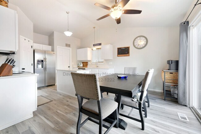 Foto del edificio - Stunning 3 Bedroom House in Fountain