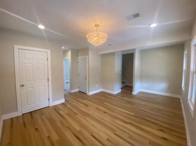 Foto del edificio - 275 Avenue B Ave