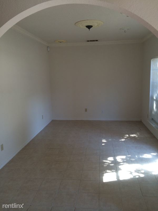 Building Photo - 4 br, 2.5 bath House - 7513 Colfax Dr
