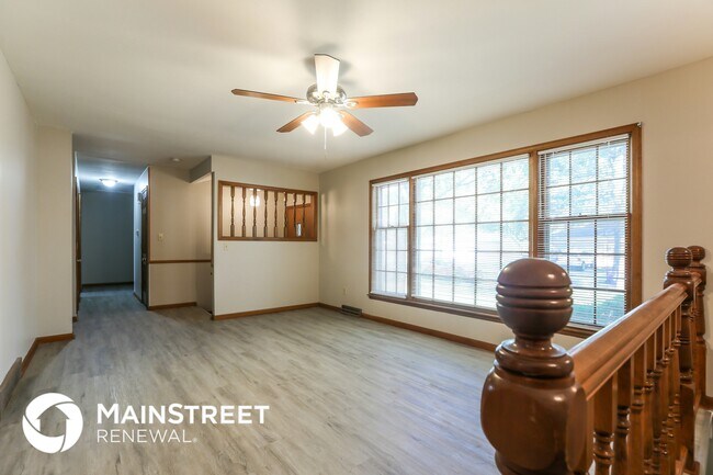 Foto del edificio - 523 E Prairie Terrace