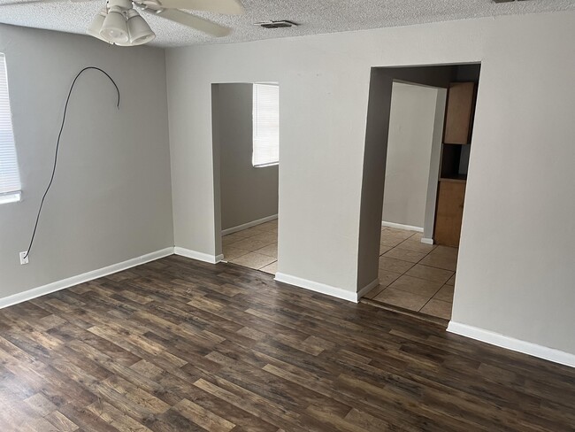 Building Photo - 5739 Bree Rd