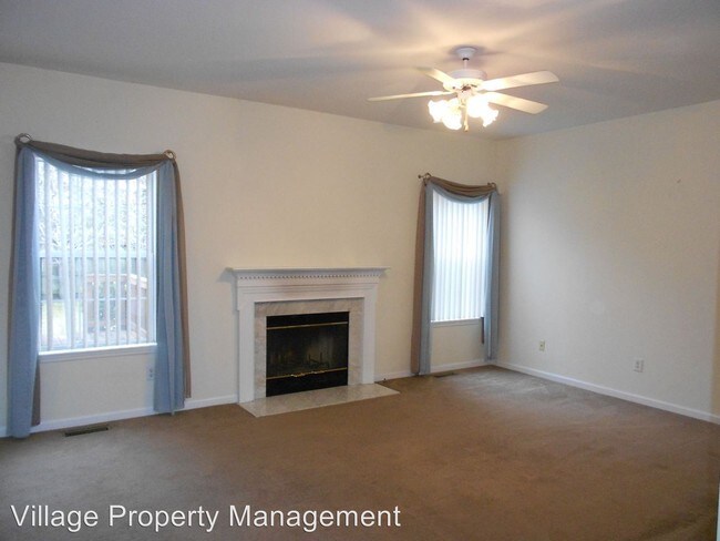 Building Photo - 5019 Penbrook Dr