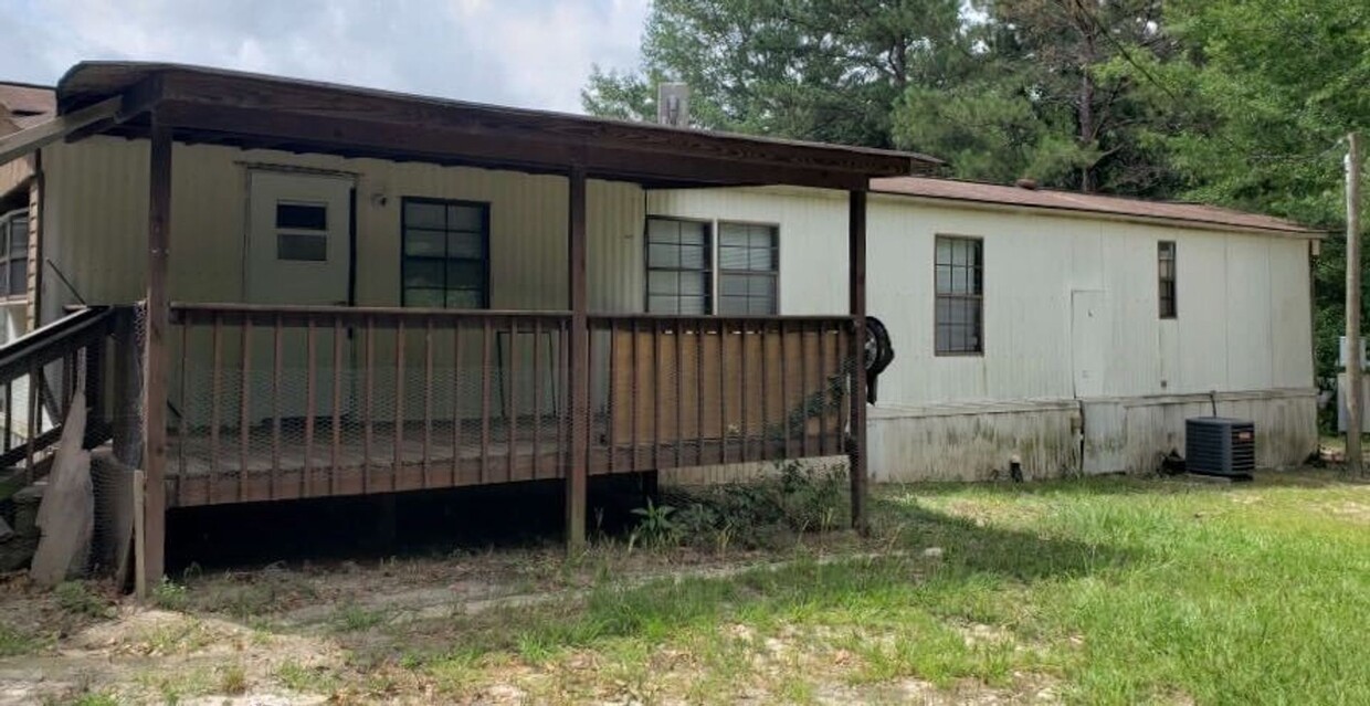 Primary Photo - Rent this Affordable 2 Bedroom 1 Bathroom ...