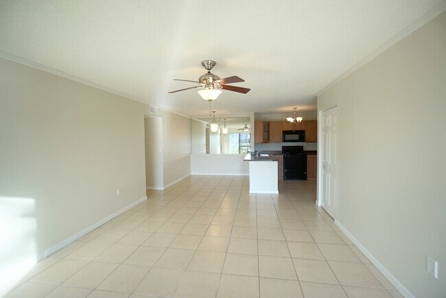 Foto del edificio - 5618 Baywater Dr
