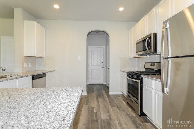 Building Photo - 3465 Wooded Ln