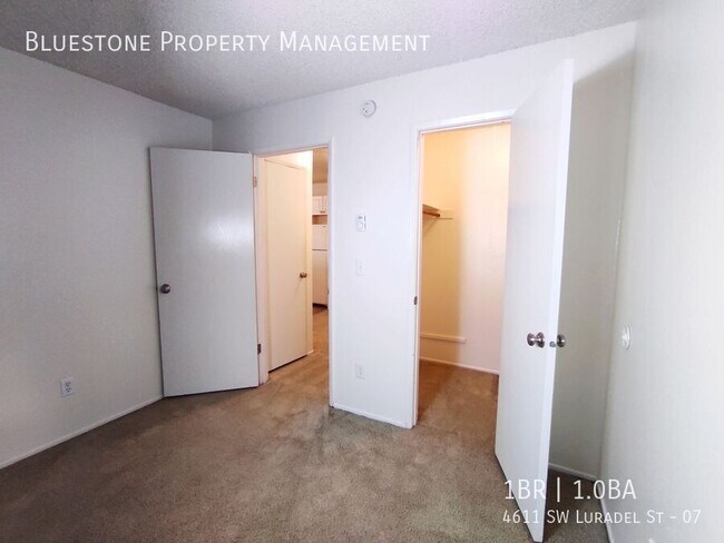 Foto del edificio - 4611 SW Luradel St