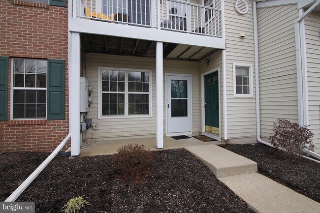 Foto del edificio - 1507 Rosewood Ct