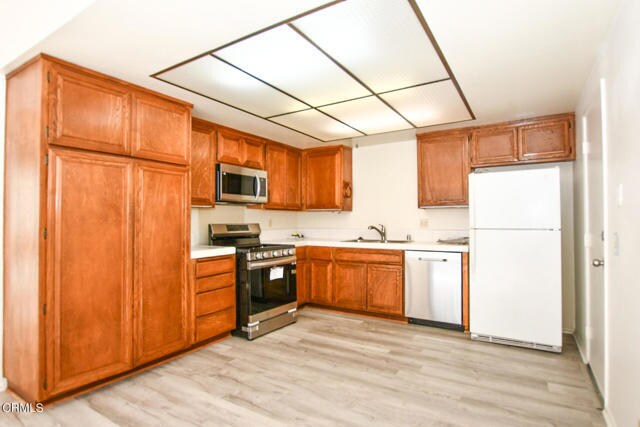 Building Photo - 829 Mobil Ave