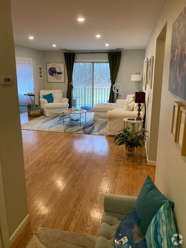 Hanover Park Apartments for Rent East Hanover, NJ 1 Rentals