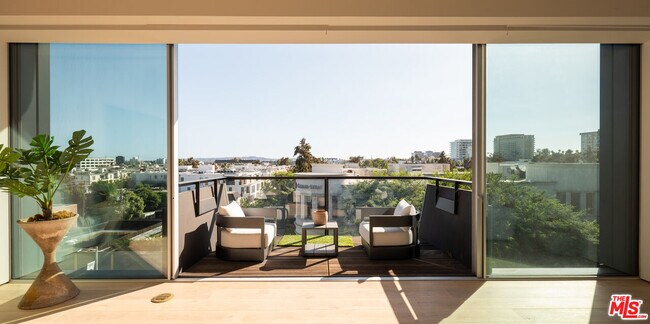 Foto del edificio - 8899 Beverly Blvd