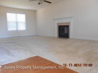 Building Photo - 204 Briarwood Pl