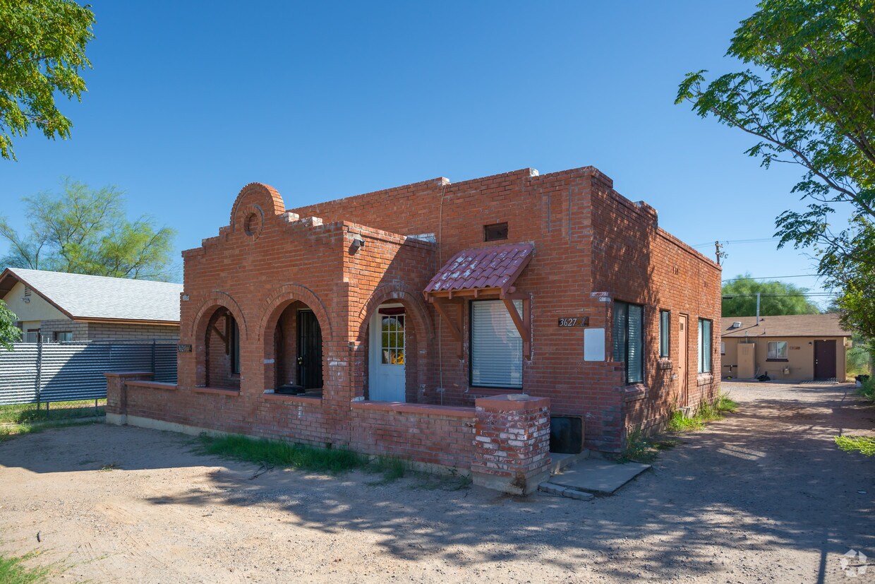 Primary Photo - 3625-3627 S 7th Ave