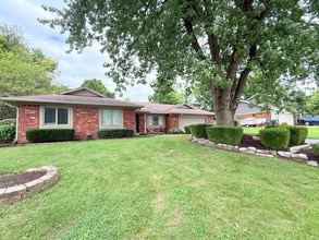 Building Photo - 613 Covered Bridge Rd