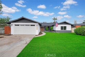 Building Photo - 25556 Lomas Verdes St