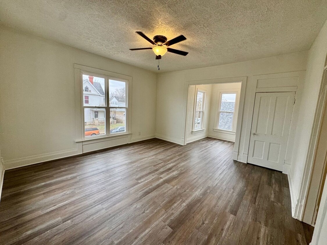 Photo - 1206 Heath Street