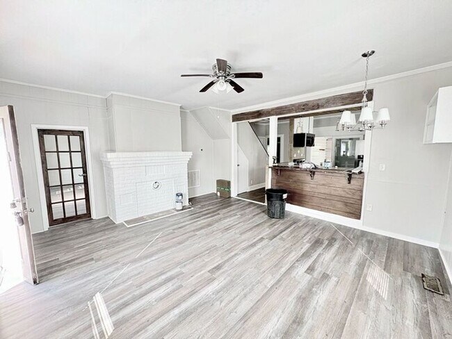 Foto del edificio - 533 Broadway St