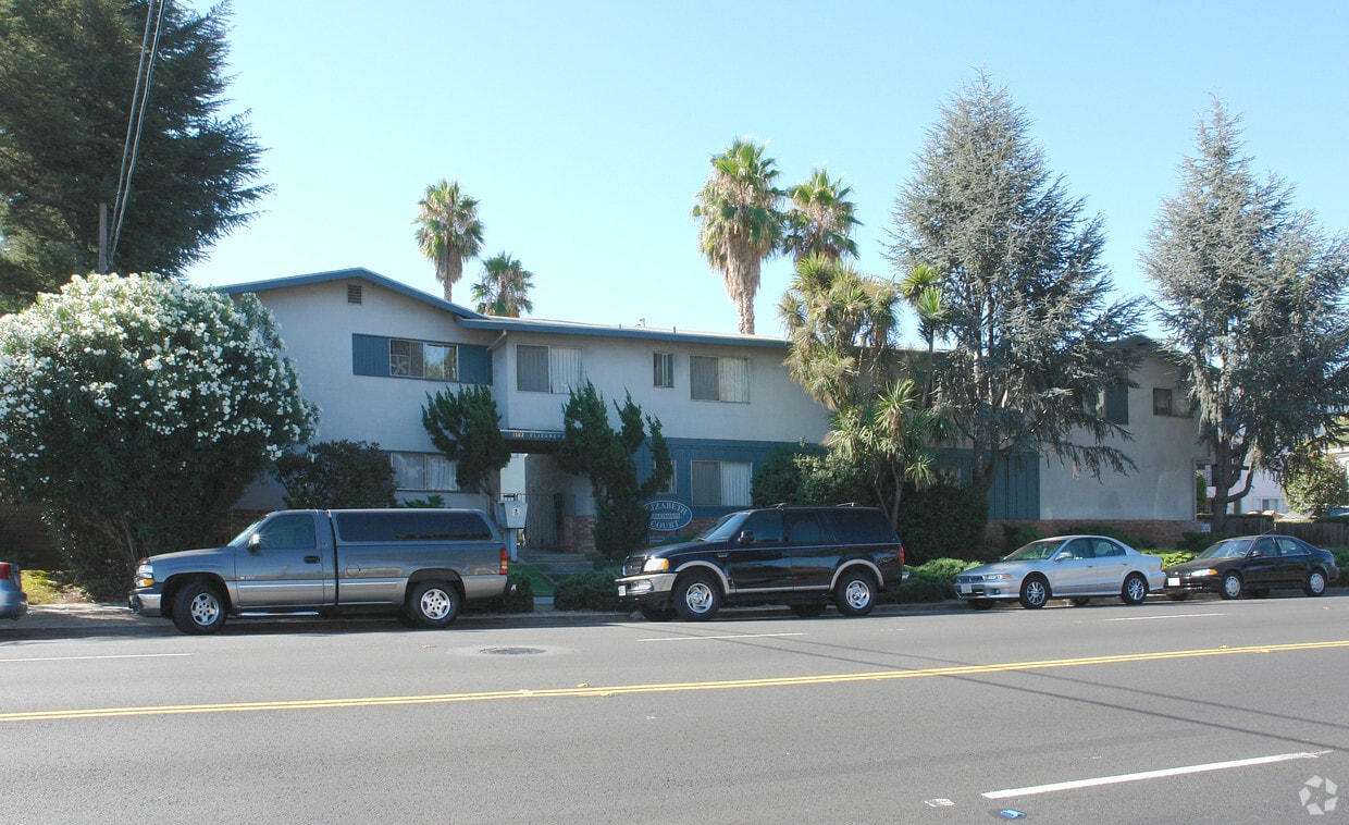 Foto principal - 1582 Blossom Hill Rd