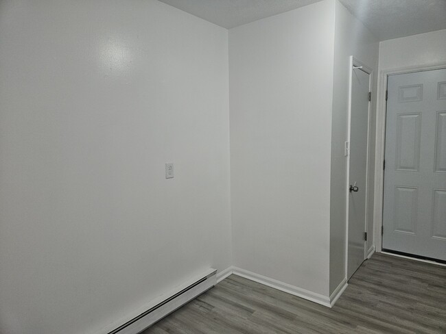 Building Photo - 6427 Starbrook Dr