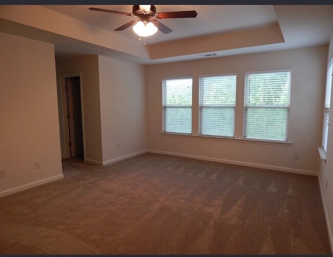Foto del edificio - Home For Rent