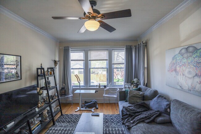 Foto del edificio - 4621 N Rockwell St