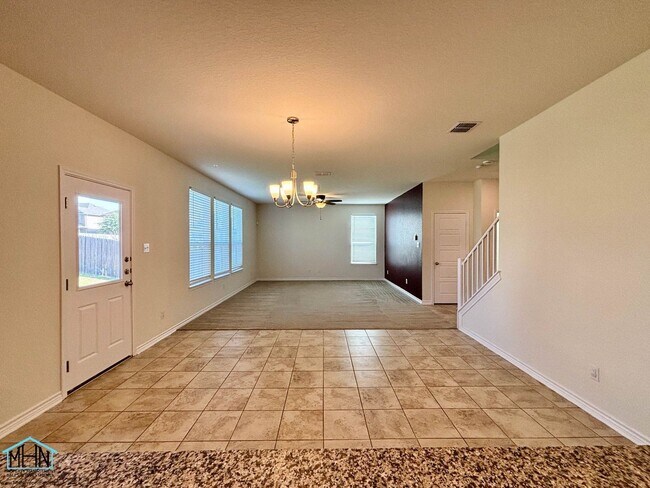 Foto del edificio - Gorgeous 4 bedroom, 3.5 bath home, minutes...