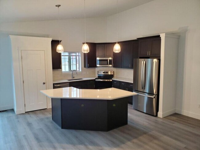 Building Photo - 4 bedroom in Billings MT 59106