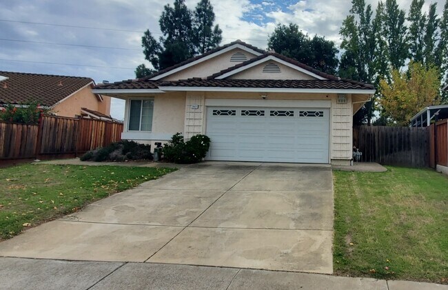 Foto del edificio - 2912 Honeynut St