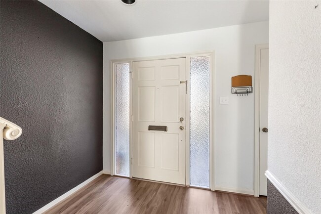 Foto del edificio - 8302 Nairn St