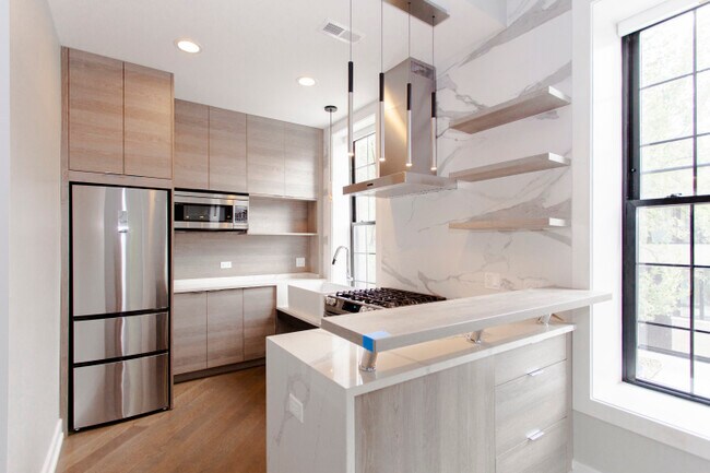 Foto del edificio - 1436 W Blackhawk St