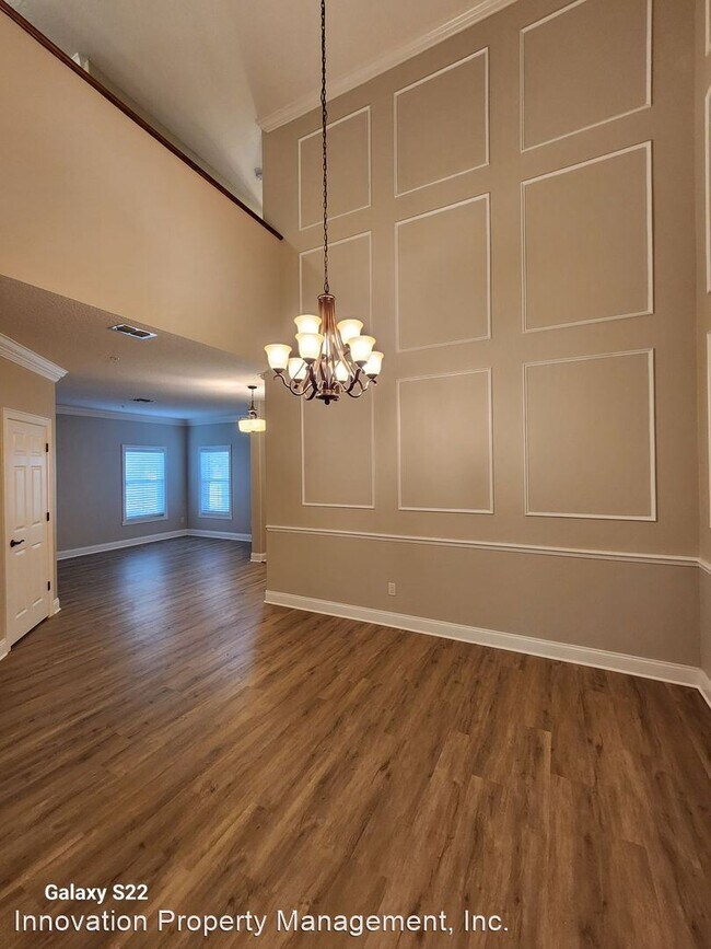 Foto del edificio - 3 br, 2.5 bath House - 6874 Sorrento St.