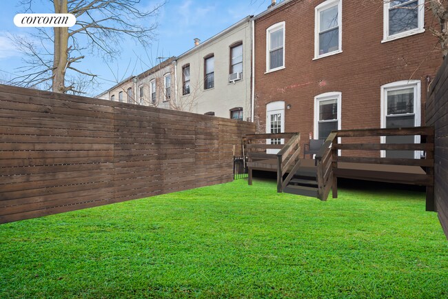 Building Photo - 420 Van Siclen Ave