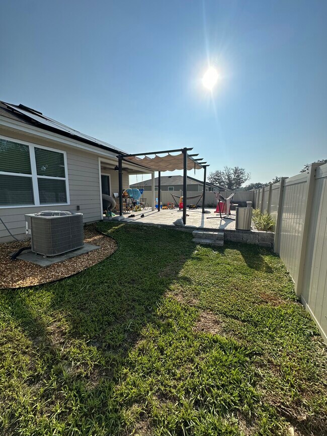 Foto del edificio - 24521 NW 7th Ln