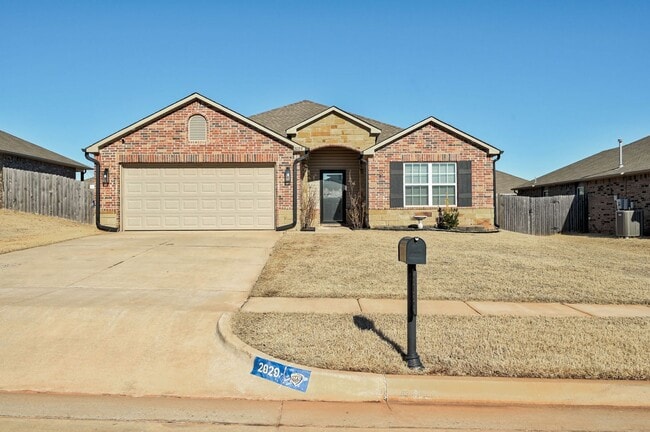 Gorgeous 4 Bed 2 Bath Home in Heart Of Mustang!! - Gorgeous 4 Bed 2 Bath Home in Heart Of Mustang!!