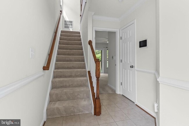 Foto del edificio - 15641 John Diskin Cir