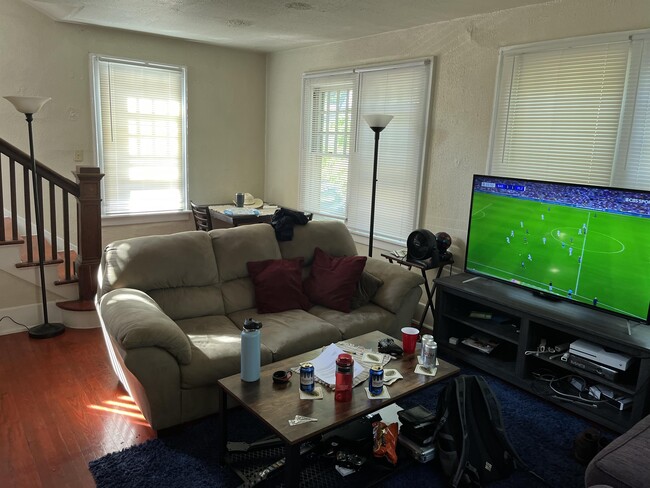 Photo - 311 Beal St House