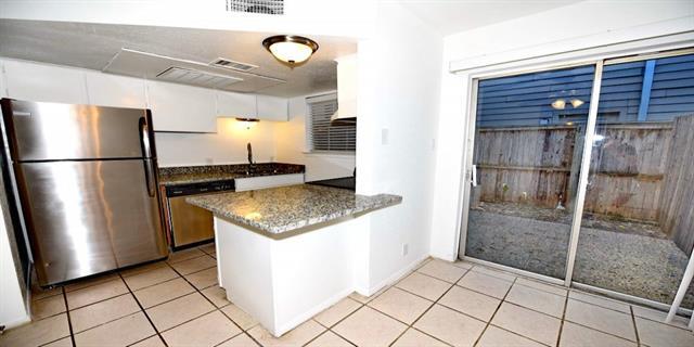 Foto del edificio - 4033 Gilbert Ave
