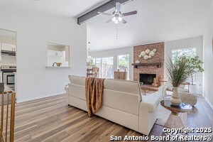 Foto del edificio - 1142 Churing Dr
