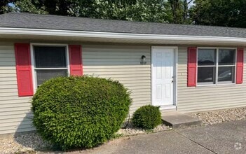 Building Photo - 1337 S Hickory Grove Ln