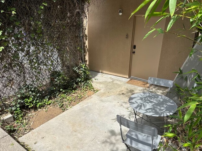 Foto del edificio - 941 W Hawthorn St